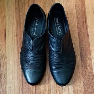 Josef Seibel Black Leather Slip-On Shoes Women